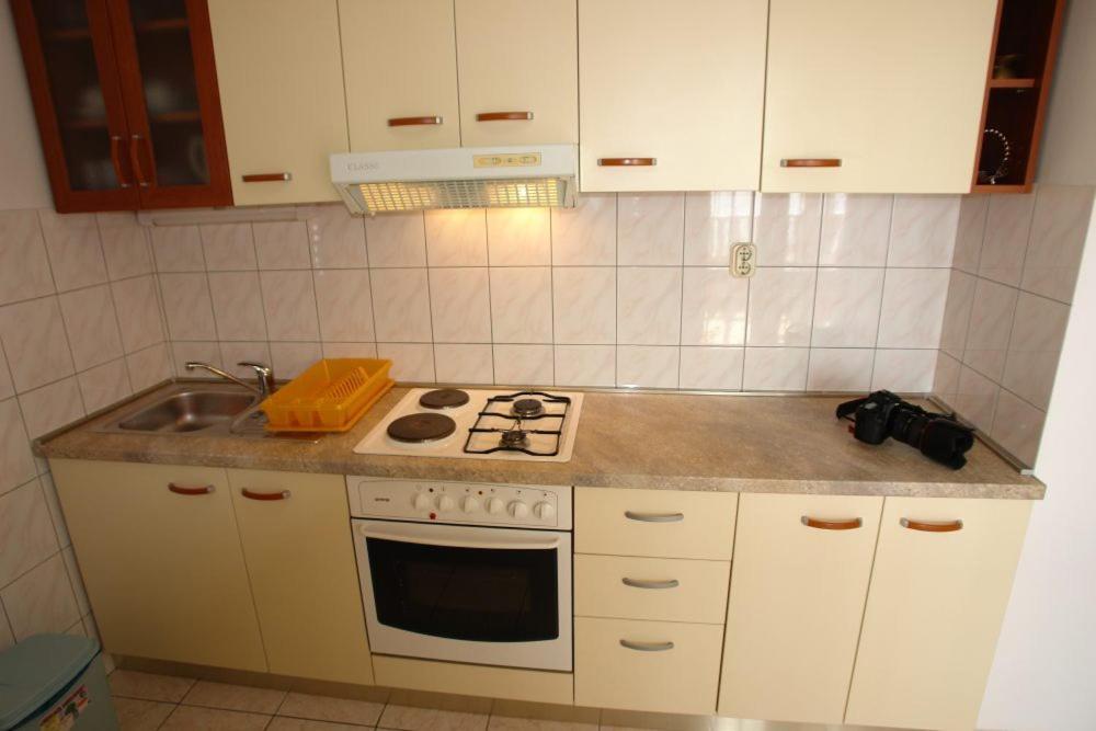 Apartments Lucija Ražanj Kamer foto